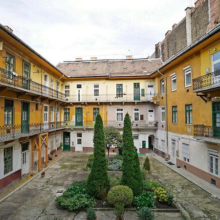 K03 Elitehost Kis Diofa Central Budapest Bagian luar foto
